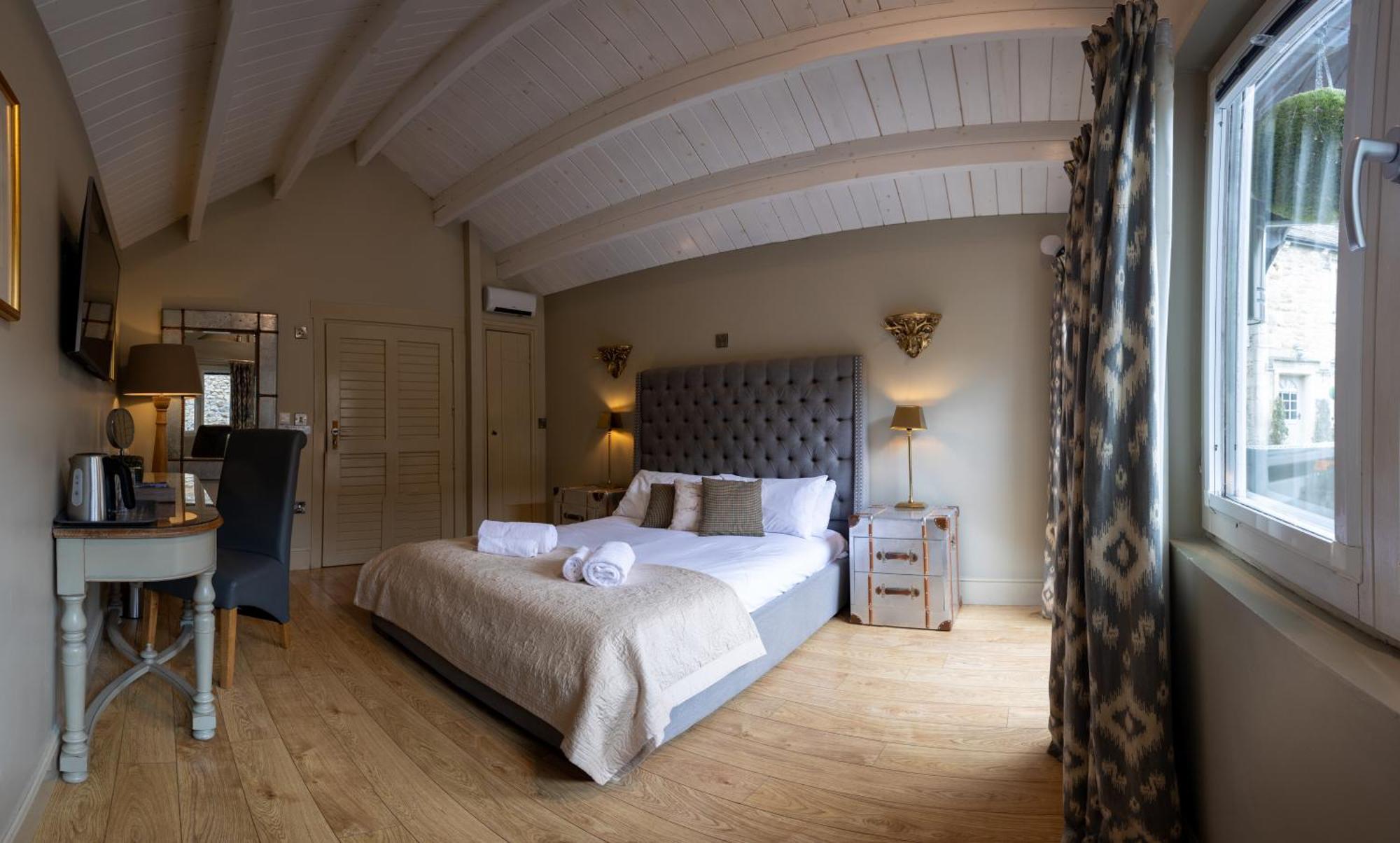 The Lower Buck Inn Клітеро Екстер'єр фото
