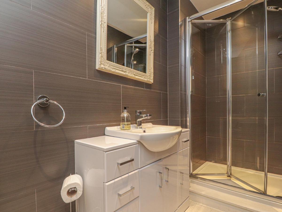 The Lower Buck Inn Клітеро Екстер'єр фото